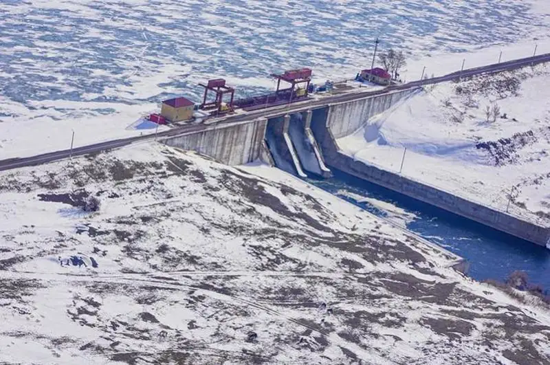 Паводки: в бассейнах каких рек снегозапасы превышают норму