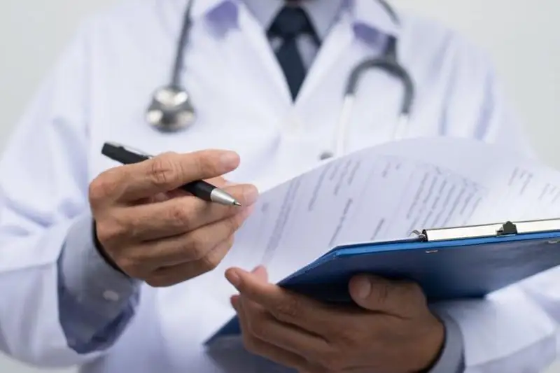 В медорганизациях Алматы выявлены дефекты на 335 млн тенге