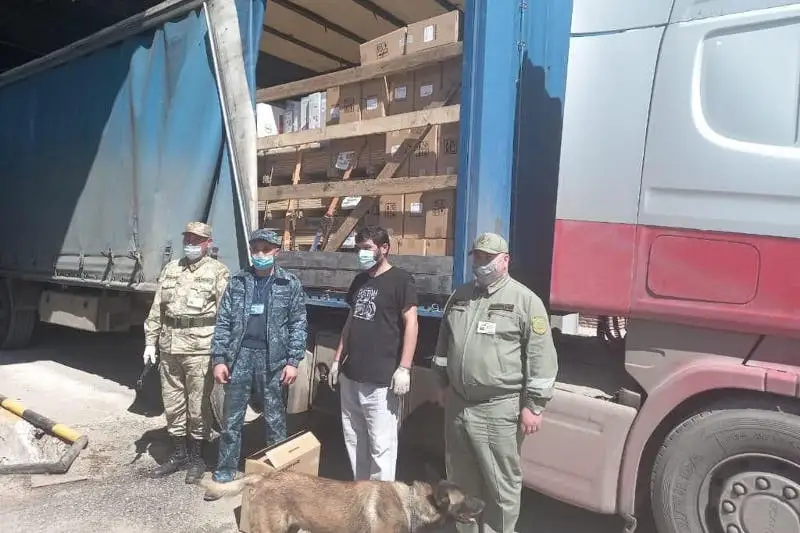Попытку провоза контрабанды на пять миллионов тенге пресекли в Туркестанской области