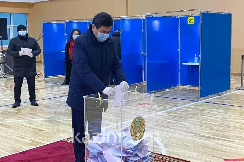 Prezıdent Ákimshiliginiń basshysy daýys berdi