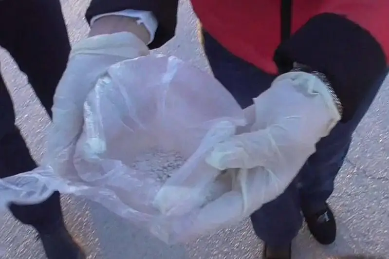 300 доз героина изъяли у пассажирки автобуса в Туркестанской области