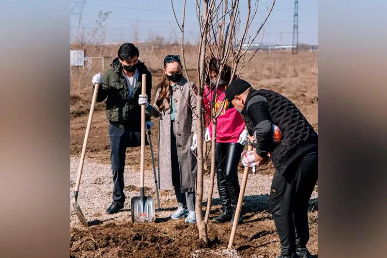 Первая аллея женщин появилась в Алматы