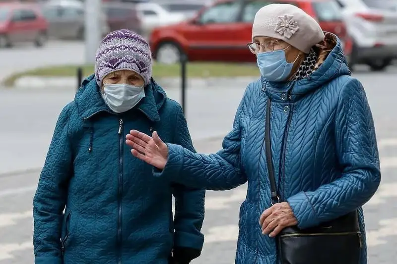 Коронавирус у пожилых протекает в тяжелой форме почти в 30% случаев – эксперт