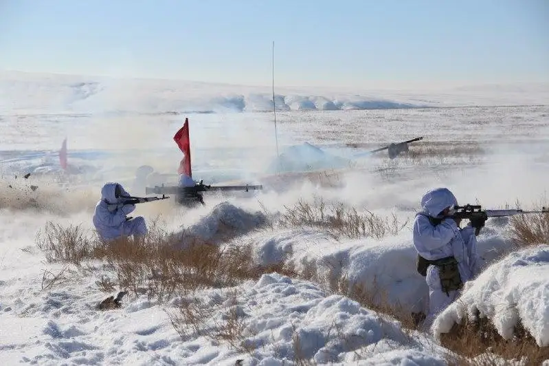 Боевая подготовка в Вооруженных Силах РК ведется в соответствии с эпидситуацией
