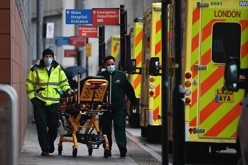 Высокую смертность от британского штамма коронавируса опровергли