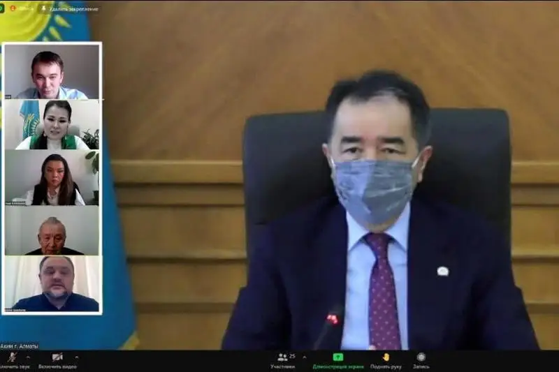 Аким Алматы поручил поддержать предложение по установке памятника Розе Баглановой