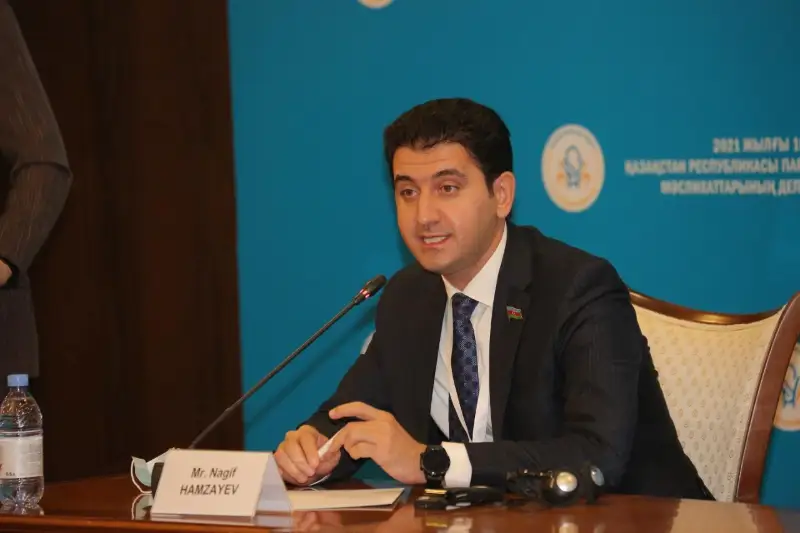 Saılaý Qazaqstandaǵy demokratııalyq qadamnyń biri ekenin kórsetti - ázerbaıjandyq depýtat