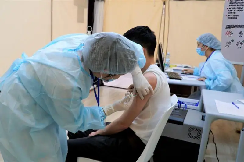 В столице откроется еще один пункт вакцинации в ТЦ «Абу Даби Плаза»