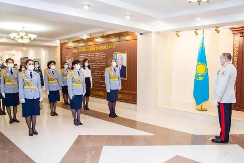 В рядах казахстанской полиции служат около 11 тысяч женщин