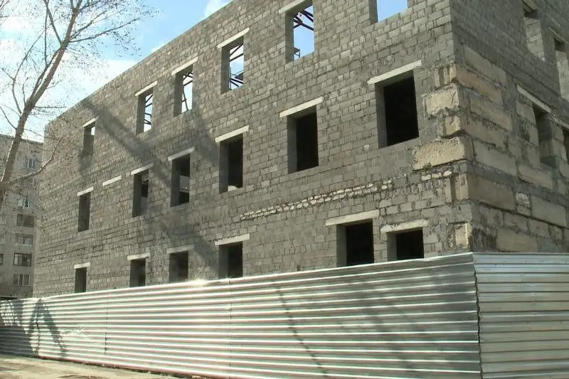 Спортзал на месте долгостроя откроют в Павлодаре