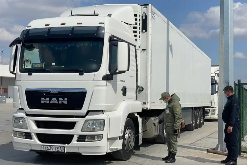 Возобновлен пропуск в автомобильном пункте пропуска «Желқуар»