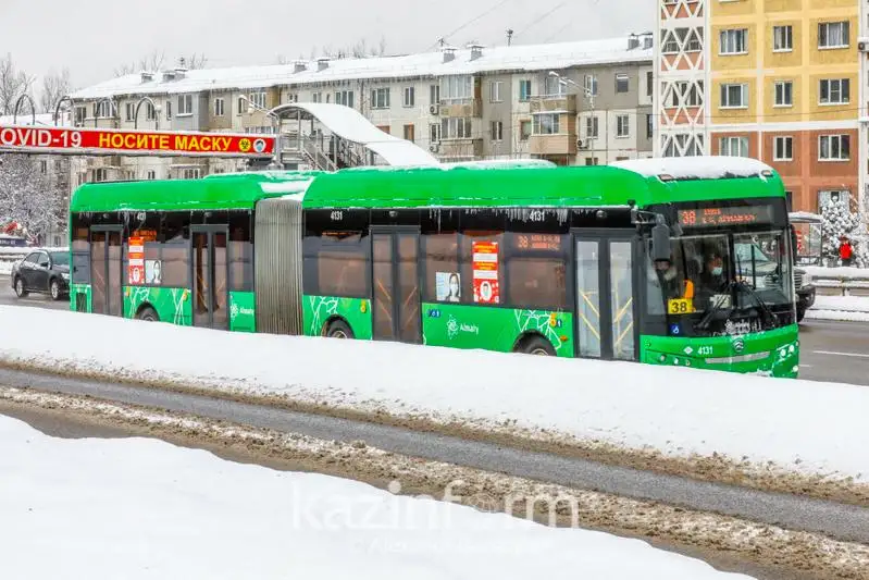 Названа причина приостановления работы общественного транспорта в Алматы в выходные