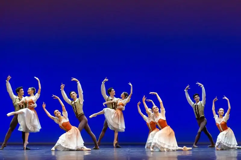 Балет «Лебединое озеро» покажут на 8 марта в столице