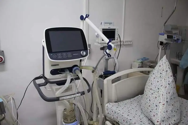 Количество аппаратов ИВЛ увеличилось в медучреждениях Атырауской области