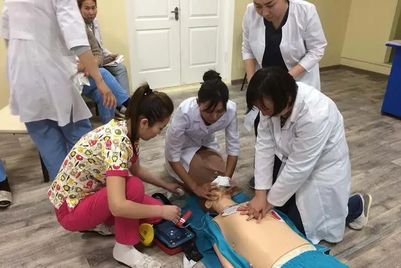 Около трех тысяч туркестанских врачей повысили квалификацию