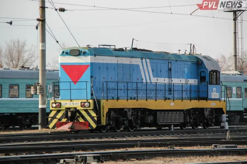 Локомотив насмерть сбил человека в Павлодаре