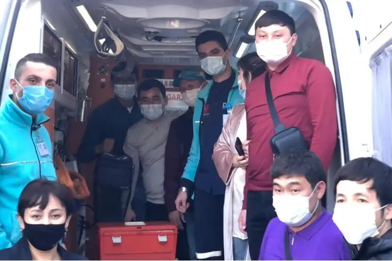 Туркестанские врачи отправились в Турцию повышать квалификацию