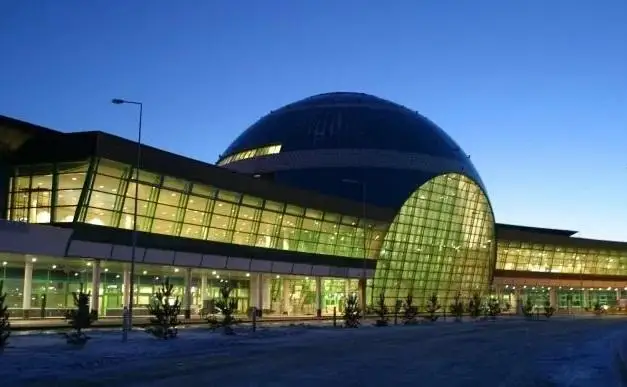 Концерт устроили пассажиры, застрявшие в аэропорту Нур-Султана