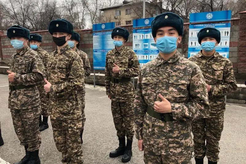 Алматинские призывники отправились служить в армию
