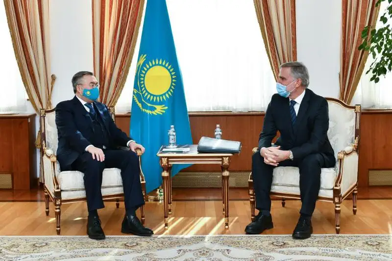 Мухтар Тлеуберди встретился с управляющим директором канадской нефтегазовой компании «Condor Petroleum»