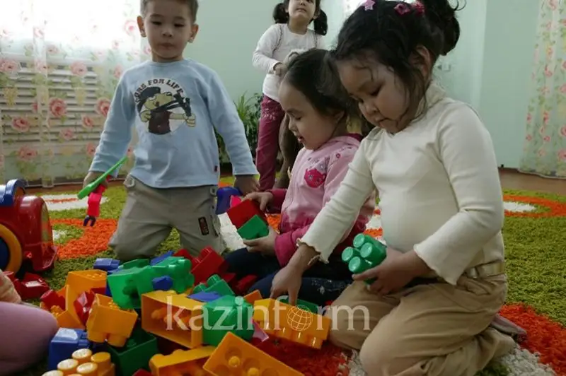 Количество детей в дежурных группах детсадов разрешено увеличить в Нур-Султане