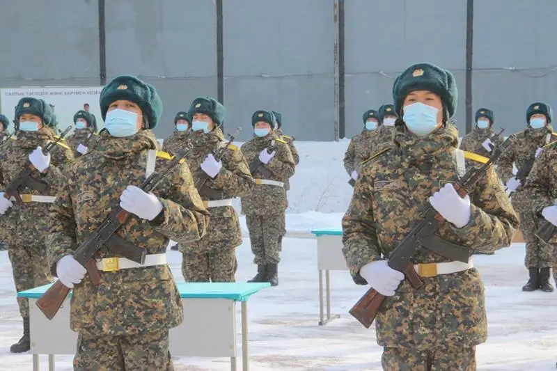 В столице новобранцы приняли военную присягу