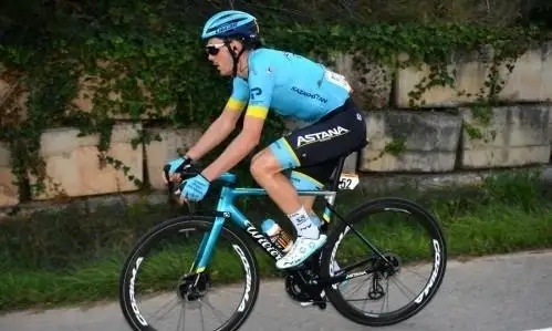 Аранбуру завершил «Омлоп Хет Ниувсблад» в десятке лучших