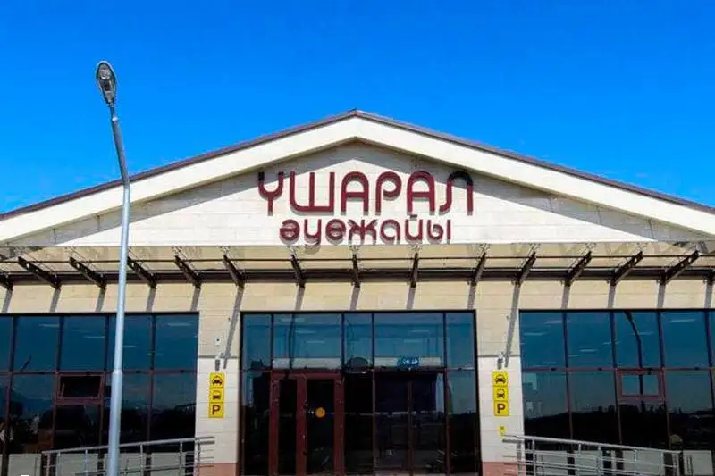 Взлетно-посадочную полосу реконструируют в аэропорту Ушарала