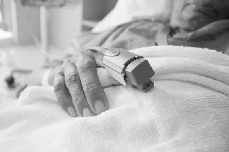 Постояльцы дома престарелых скончались в Алматы: врачи рассказали подробности