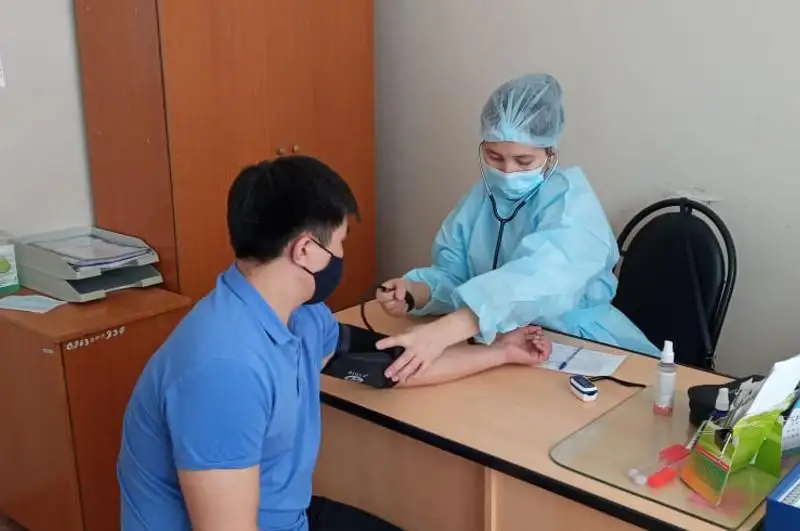 Вакцинация заключенных стартовала в акмолинской колонии