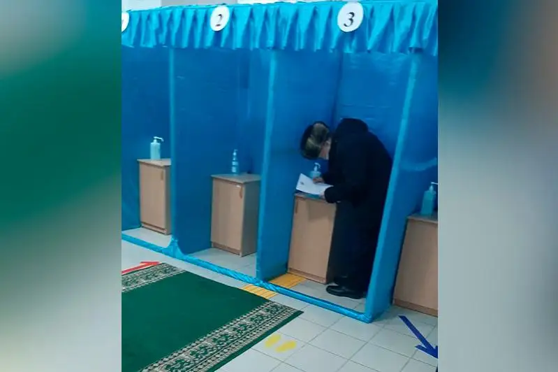 Как идет голосование на избирательных участках Акмолинской области