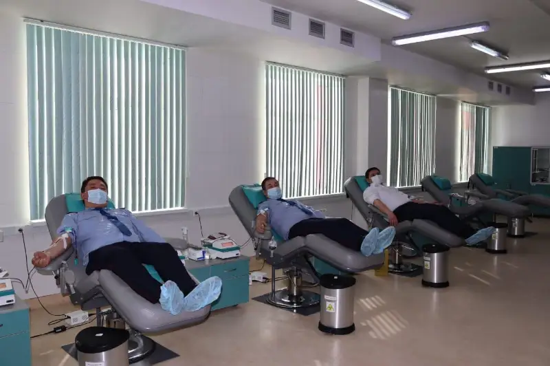 Кровь сдали руководители управления полиции Караганды