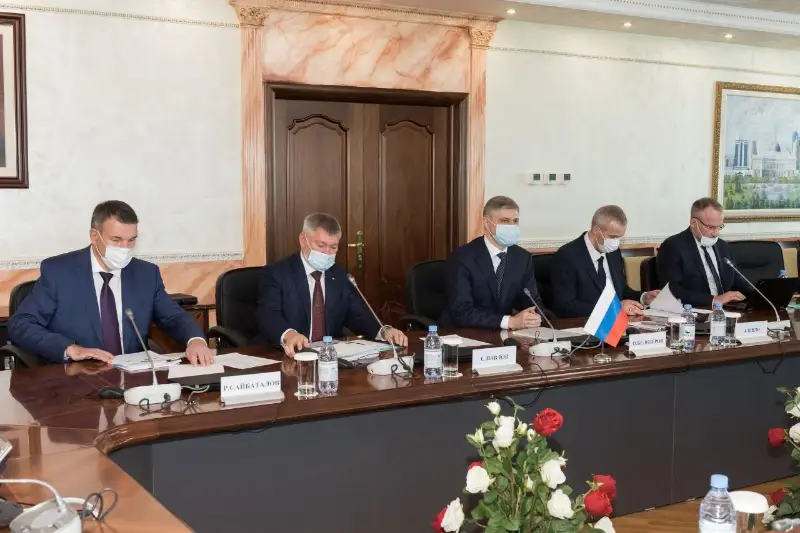 Разработать специальную  дорожную карту договорились руководители КТЖ и РЖД