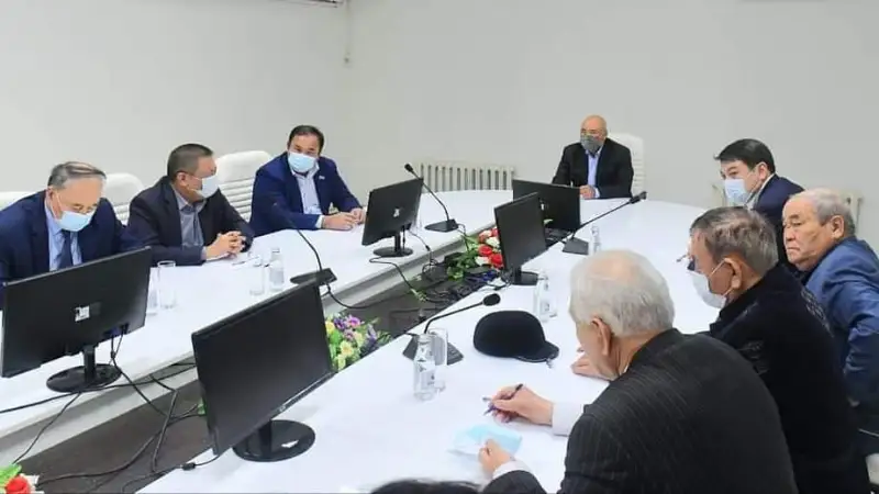 Умирзак Шукеев встретился с аксакалами Ордабасинского района