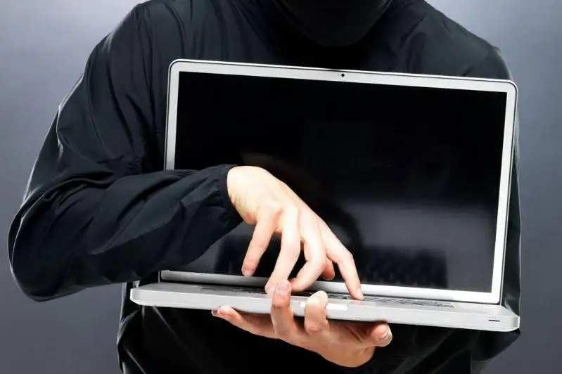 Устроился на работу и обокрал работодателя житель столицы