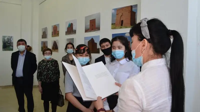 Сакральные места Карагандинской области представили на выставке в Темиртау