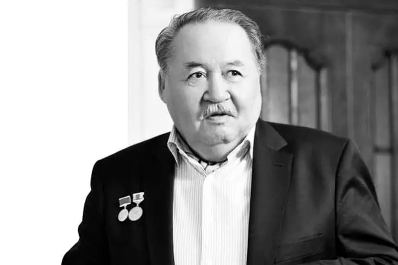 Глава государства направил телеграмму соболезнования семье писателя Анеса Сарая