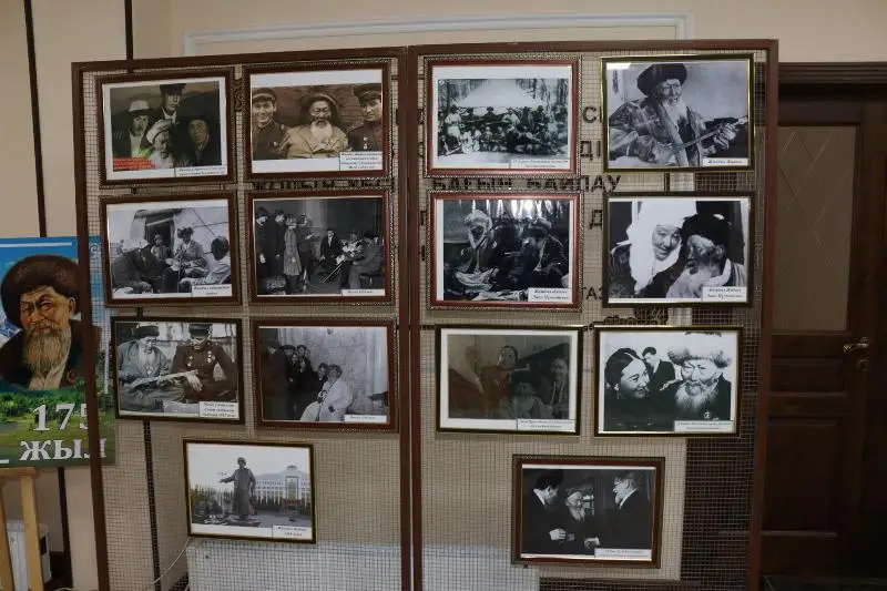 Мероприятия к 175-летию акына Жамбыла начались в Таразе