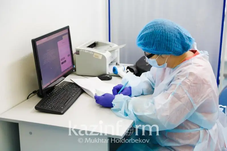 Сколько врачей ПМСП работают в казахстанских селах