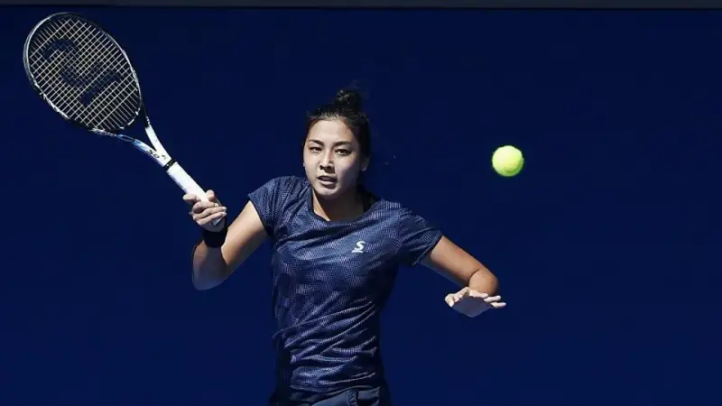 Зарина Дияс не смогла пробиться в третий круг Miami Open