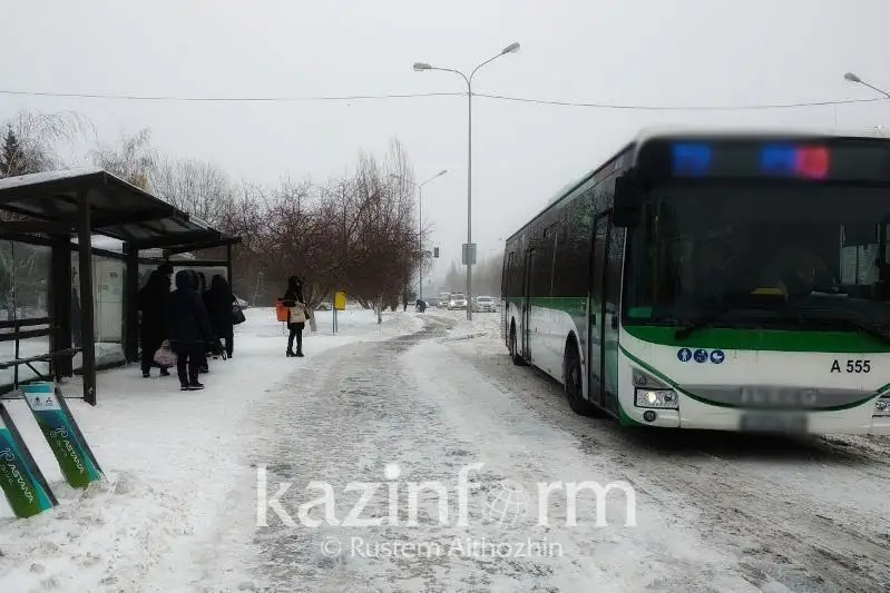 Запретить первичную регистрацию автобусов старше 10 лет планируют в Казахстане