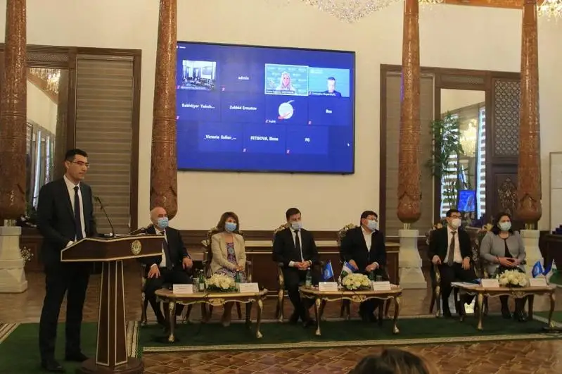 В Узбекистане внедряют пилотный проект государственного медицинского страхования