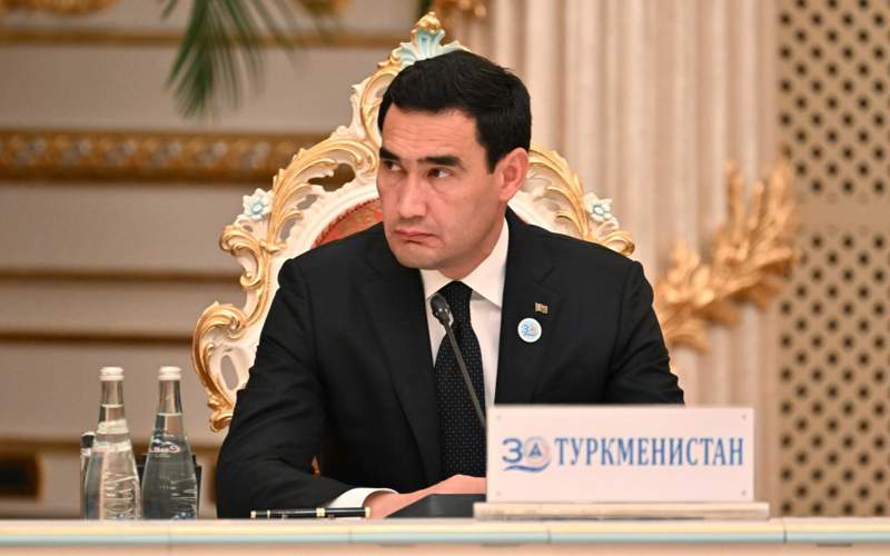 国家元首出席国际拯救咸海基金会成员国元首理事会会议 国家元首出席国际拯救咸海基金会成员国元首理事会会议