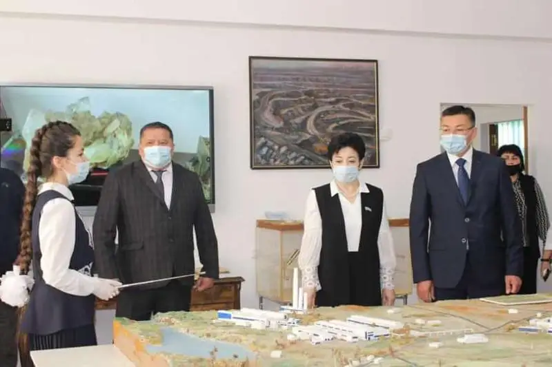 Школьный музей Каныша Сатпаева открыли в Карагандинской области