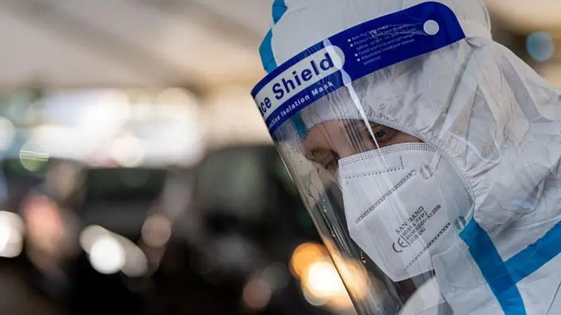 Коронавирус в мире: угроза четвертой волны в США и карантин на «Евровидении»