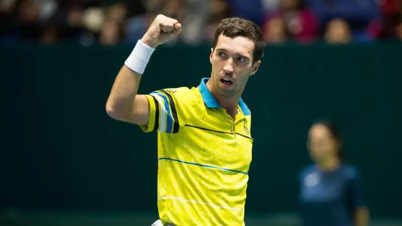 Михаил Кукушкин прошёл во второй круг турнира в Майами