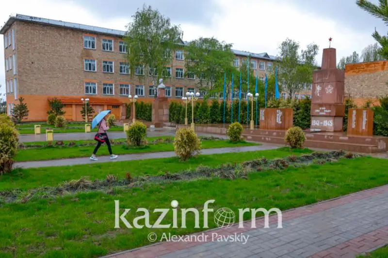 Провели газ, интернет, изучают казахский язык: как изменились поселки Кордайского района