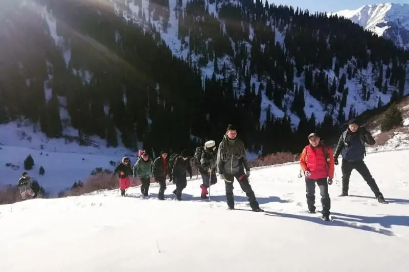 Альпинист потерял зрение при восхождении на пик Маншук Маметовой