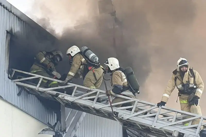 Склад загорелся в Нур-Султане