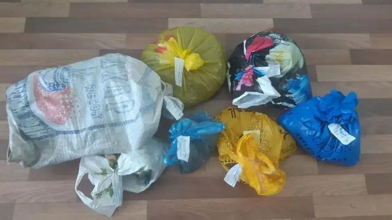 Наркотики в особо крупном размере изъяли у сельчанина в СКО